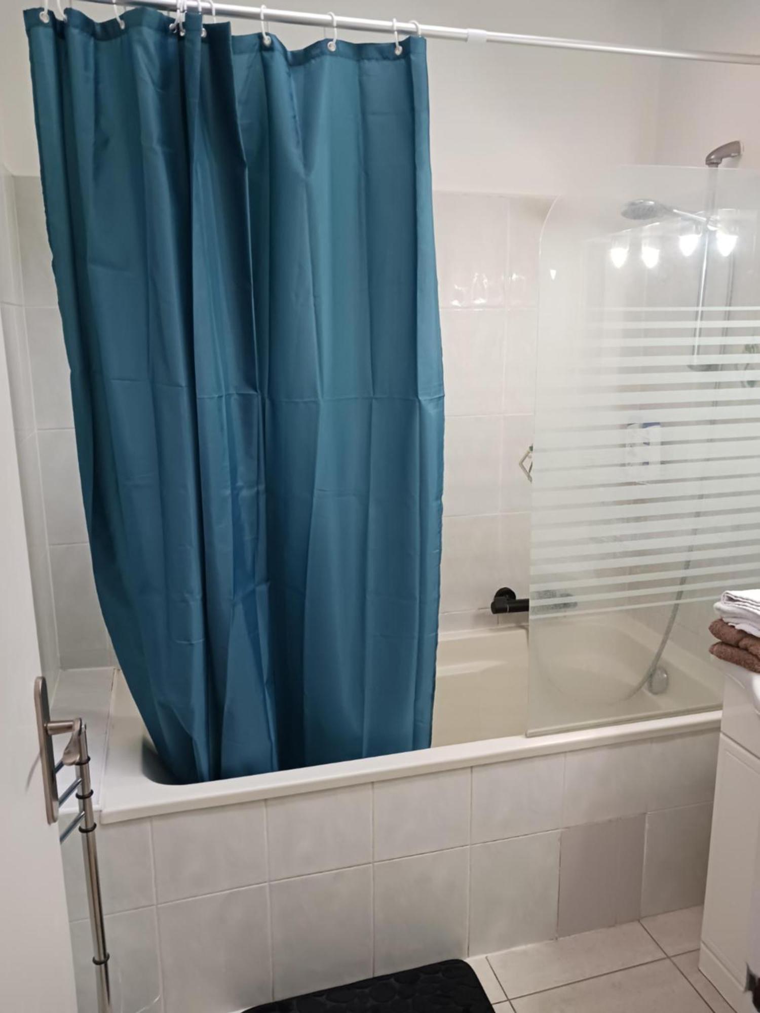 Chambre Privee Climatisee Chez Particulier, Wifi Apartment Перпинян Екстериор снимка